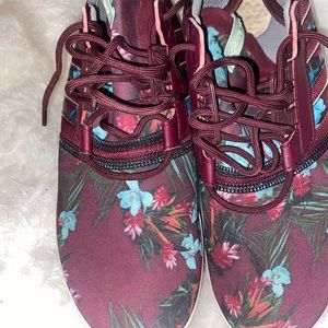 Adidas boost sneakers unisex